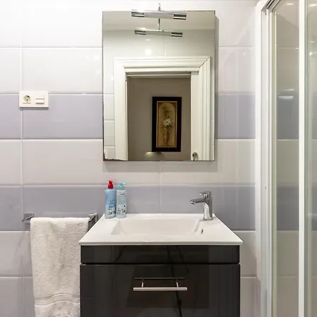 En El Mismo Corazon Del Casco Viejo アパート *