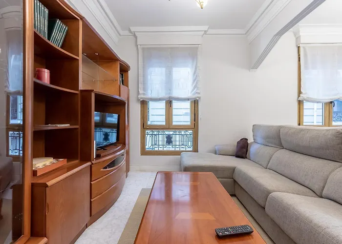 En El Mismo Corazon Del Casco Viejo Apartment