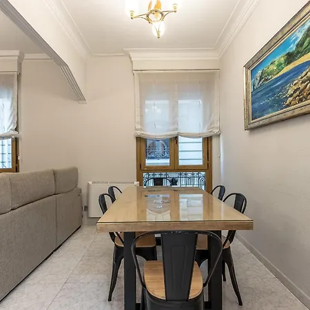 En El Mismo Corazon Del Casco Viejo 公寓 *