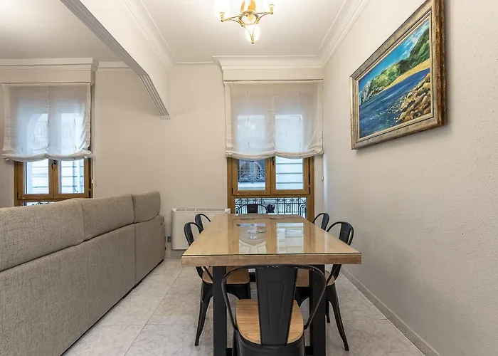 En El Mismo Corazon Del Casco Viejo 公寓 *